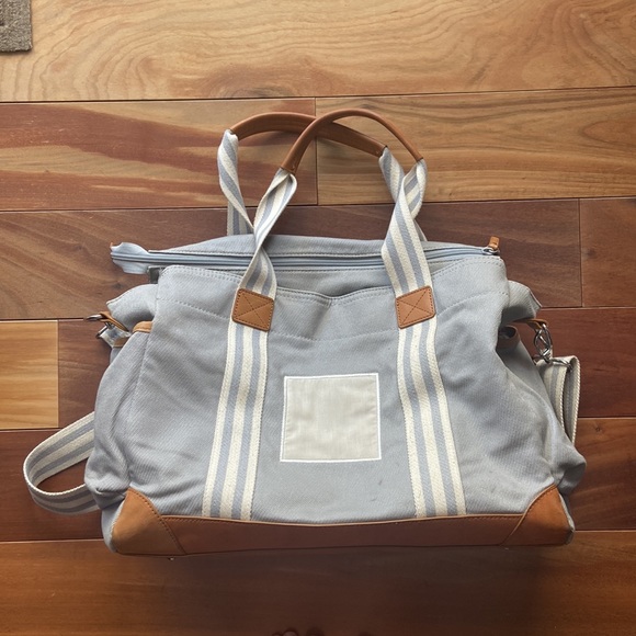⛔️DONATED⛔️ Pottery Barn Kids Classic Diaper Bag Gray Unisex - Picture 2 of 16